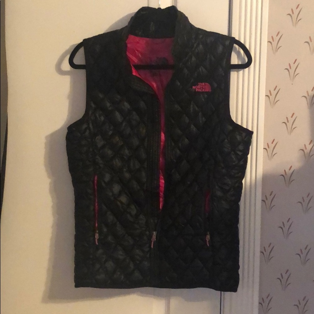 North Face Vest - very good condition